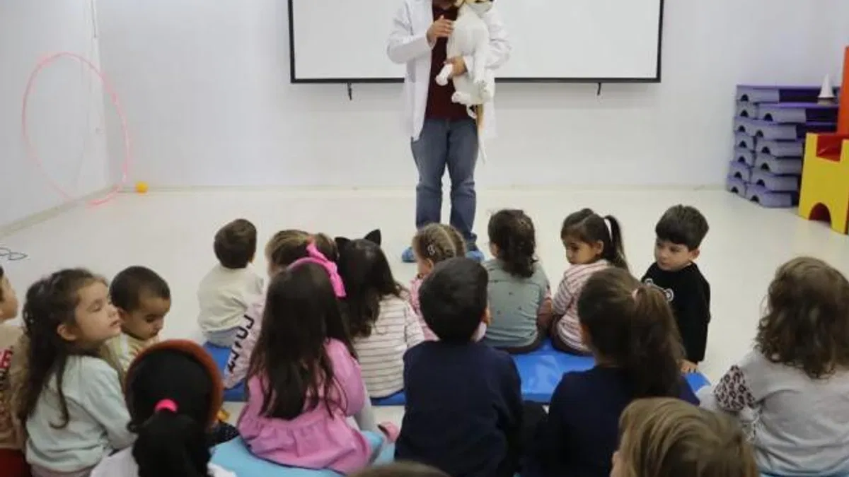 Kocaeli İzmit Belediyesinden miniklere hayvan dostu eğitim programı