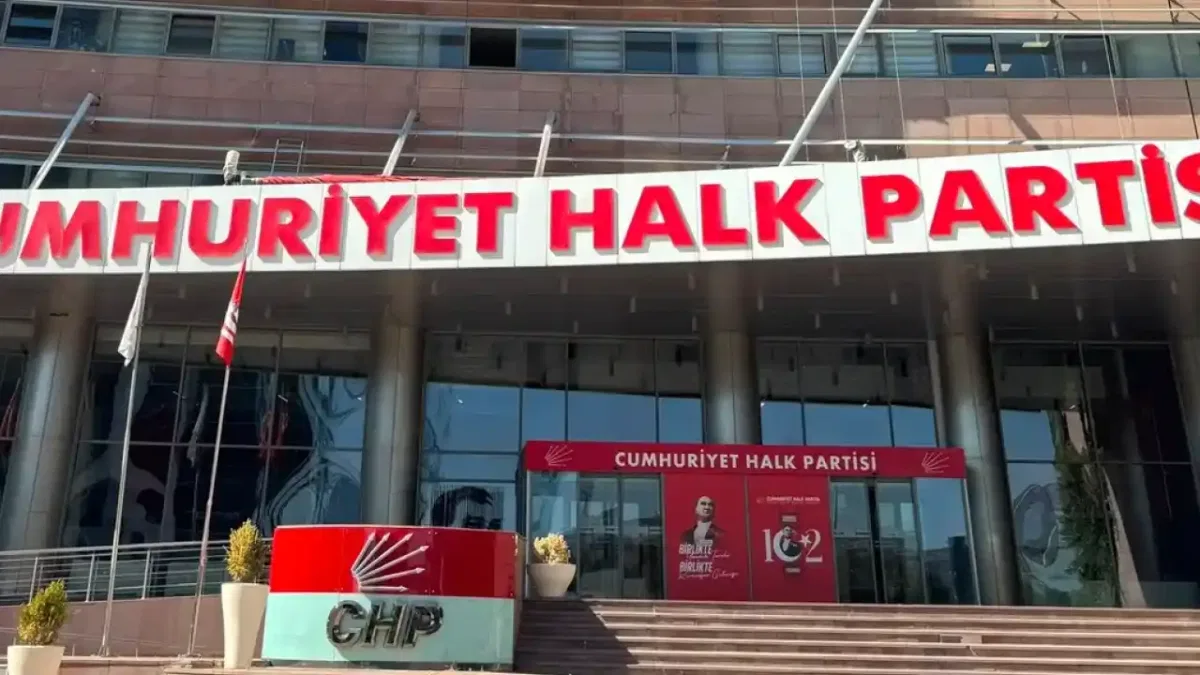 CHP’den belediye başkanı transfer iddialarına sert yanıt