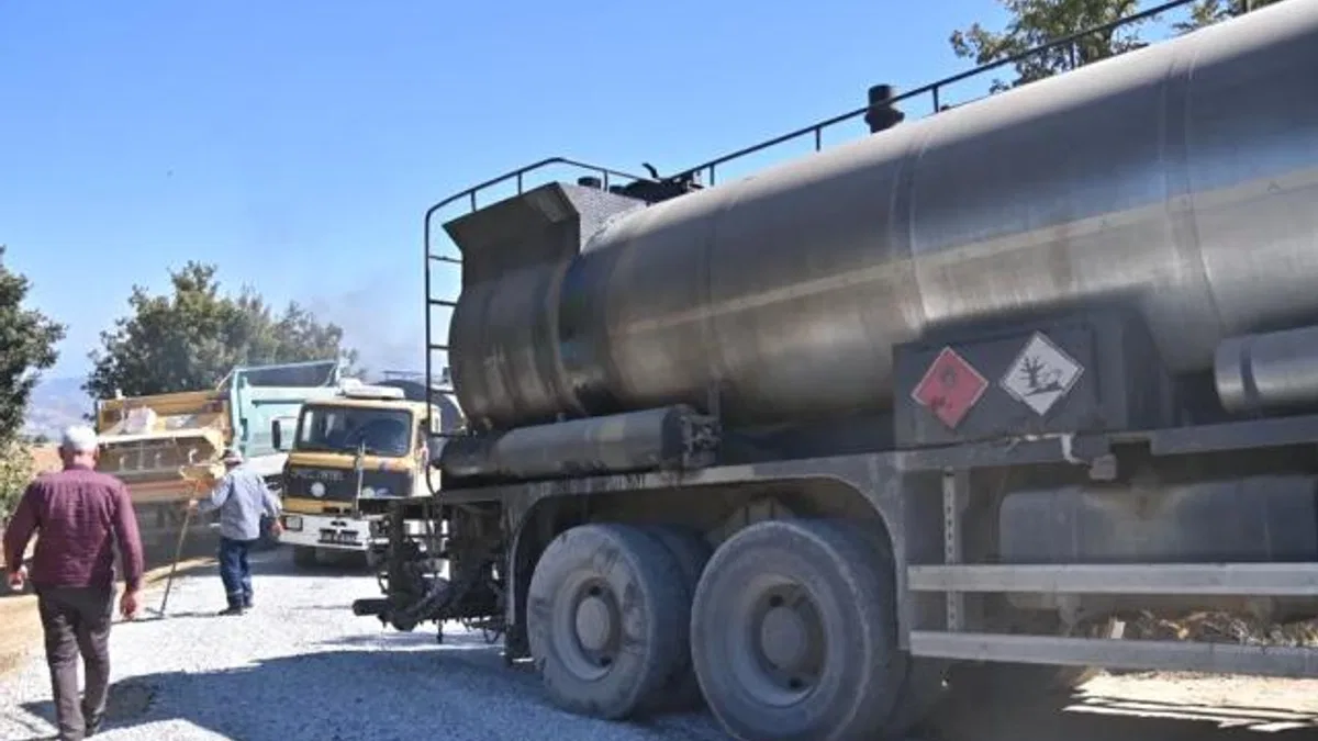 Manisa'da 40 yıl sonra gelen asfalt sevinci