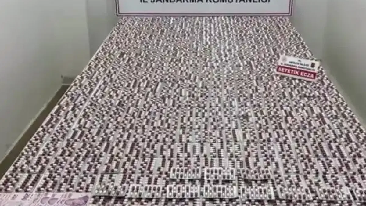 25 ilde uyuşturucu satıcılarına dev operasyon... 3 milyon hap ve kilolarca madde yakalandı