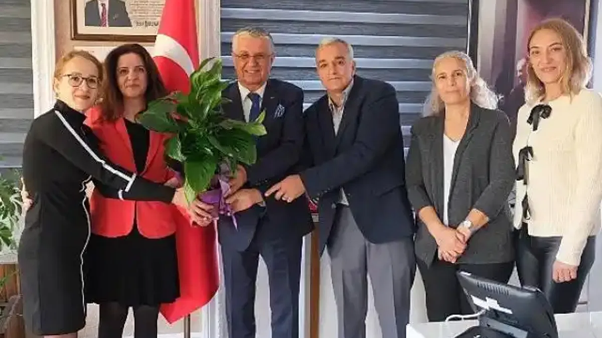Okul aile birliğinden Başkan Topaloğlu'na ziyaret