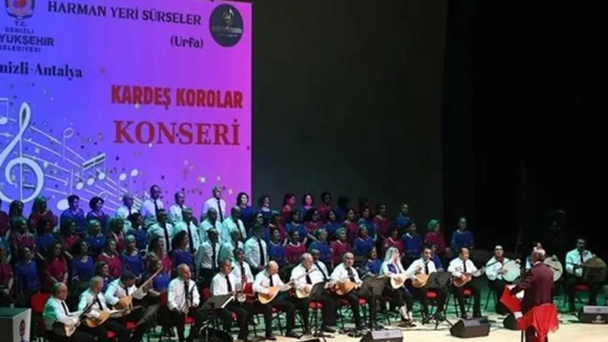 Denizli'de sanatseverlere 'Kardeş Korolar Konseri'