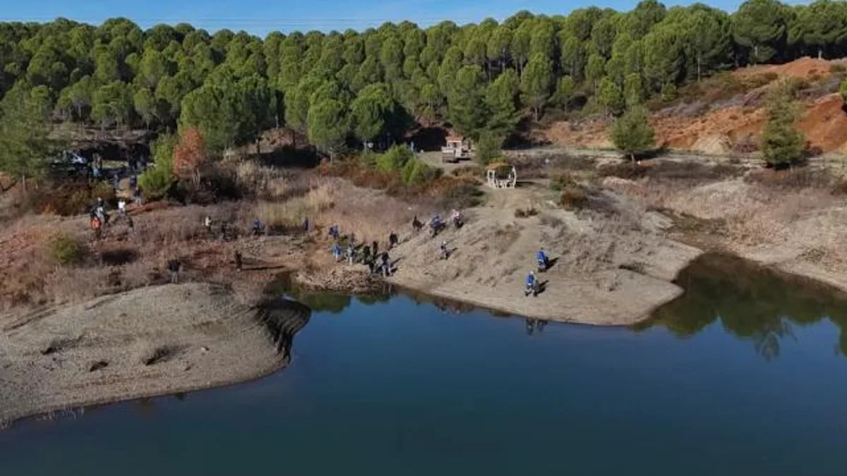 Muğla'da temizlik seferberliği Ula Göleti’nden başladı