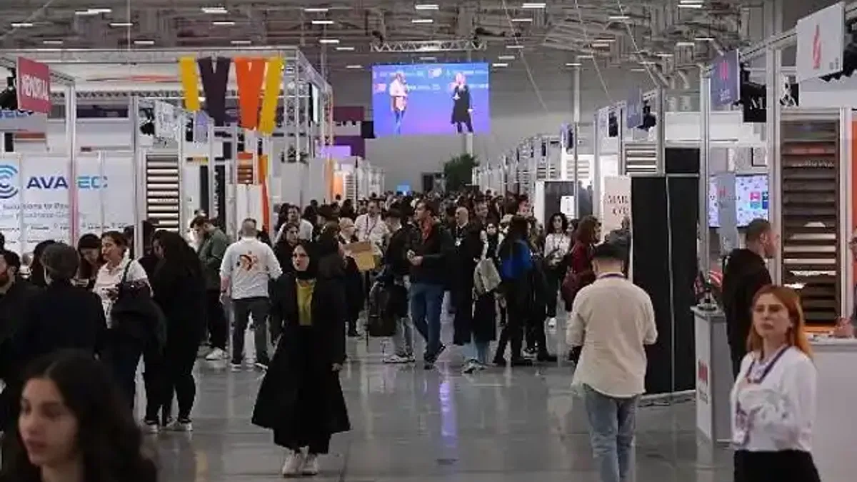 3. İstanbul Kariyer Fuarı, bu yıl da iş arayanların akınına uğradı.
