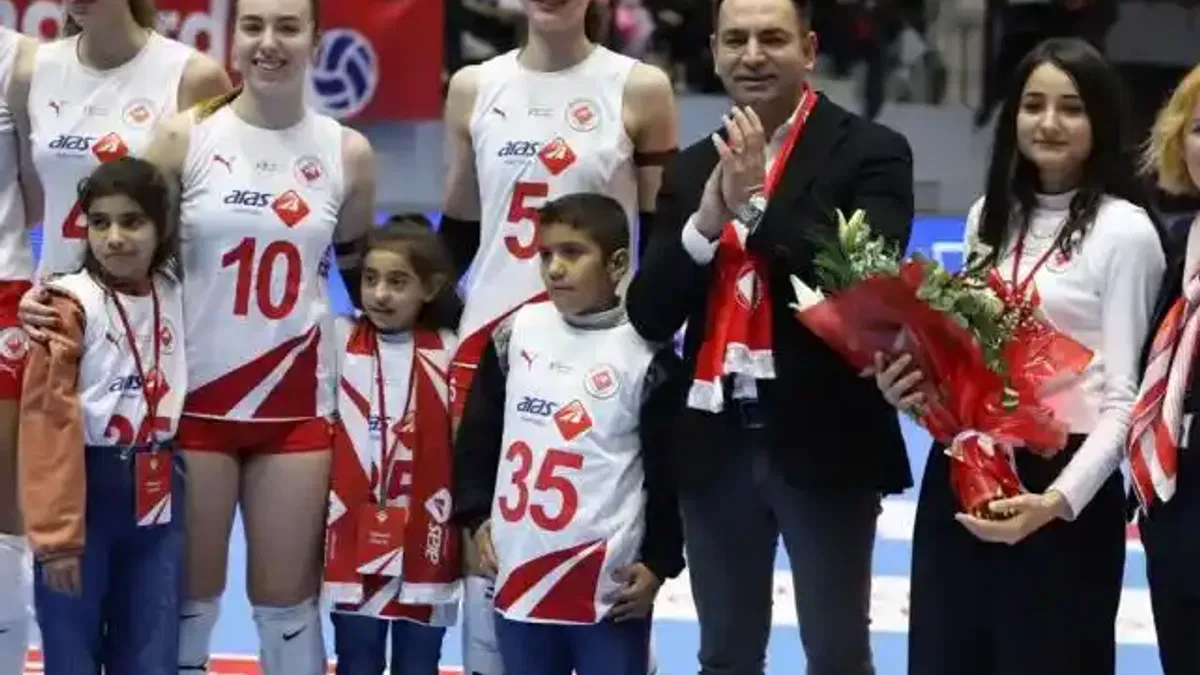 Hayallerini fileyle ören çocuklar İzmir'de