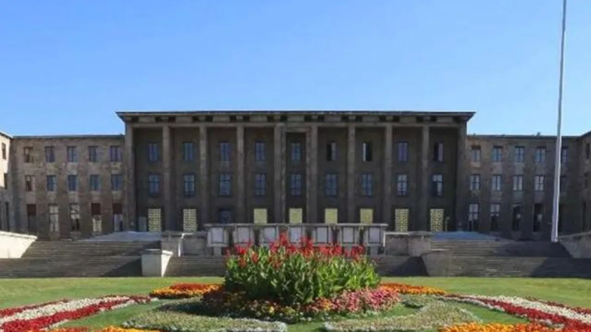 TBMM cezalar ve yeni düzenlemelerle yoğun mesaiye başlıyor