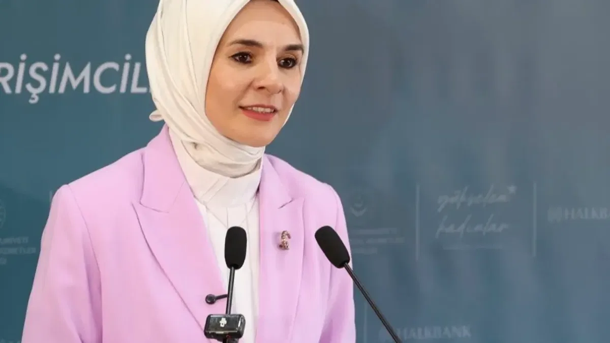 Bakan Göktaş'tan Hakkari'de şehit aileleri ve gazilerle vefa buluşması