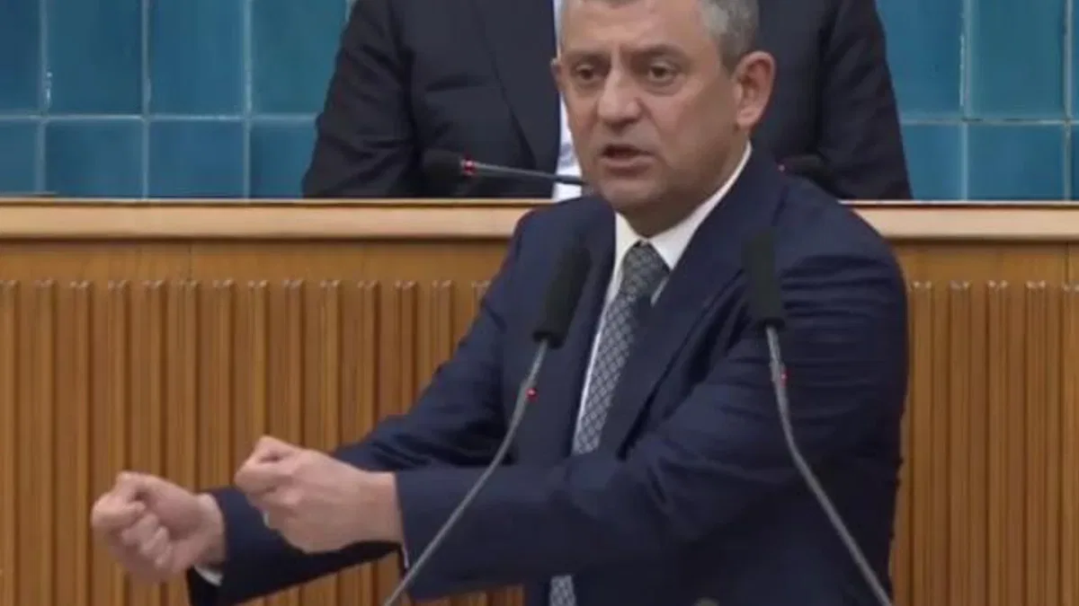 Özel'den sert çıkış: Bu düzen demokrasiye de, cebe de zarar!