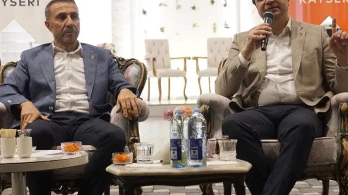 Saadet Partisi lideri Arıkan Kayseri'de partililerle buluştu