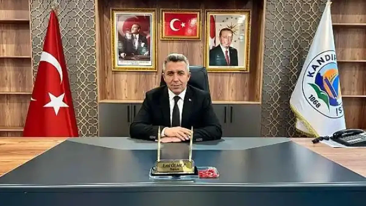 Kandıra Belediye Başkanı Erol Ölmez'den 10 Kasım Mesajı