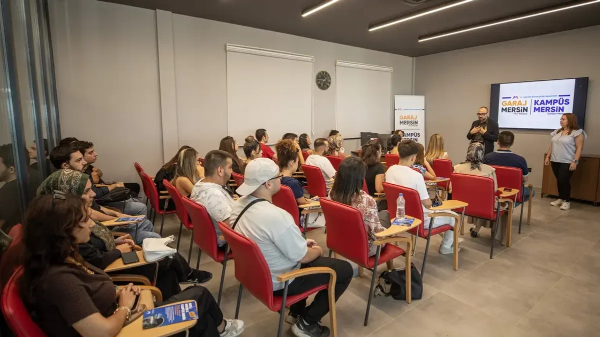 Mersin’de gençler eğitimden istihdama adım atıyor
