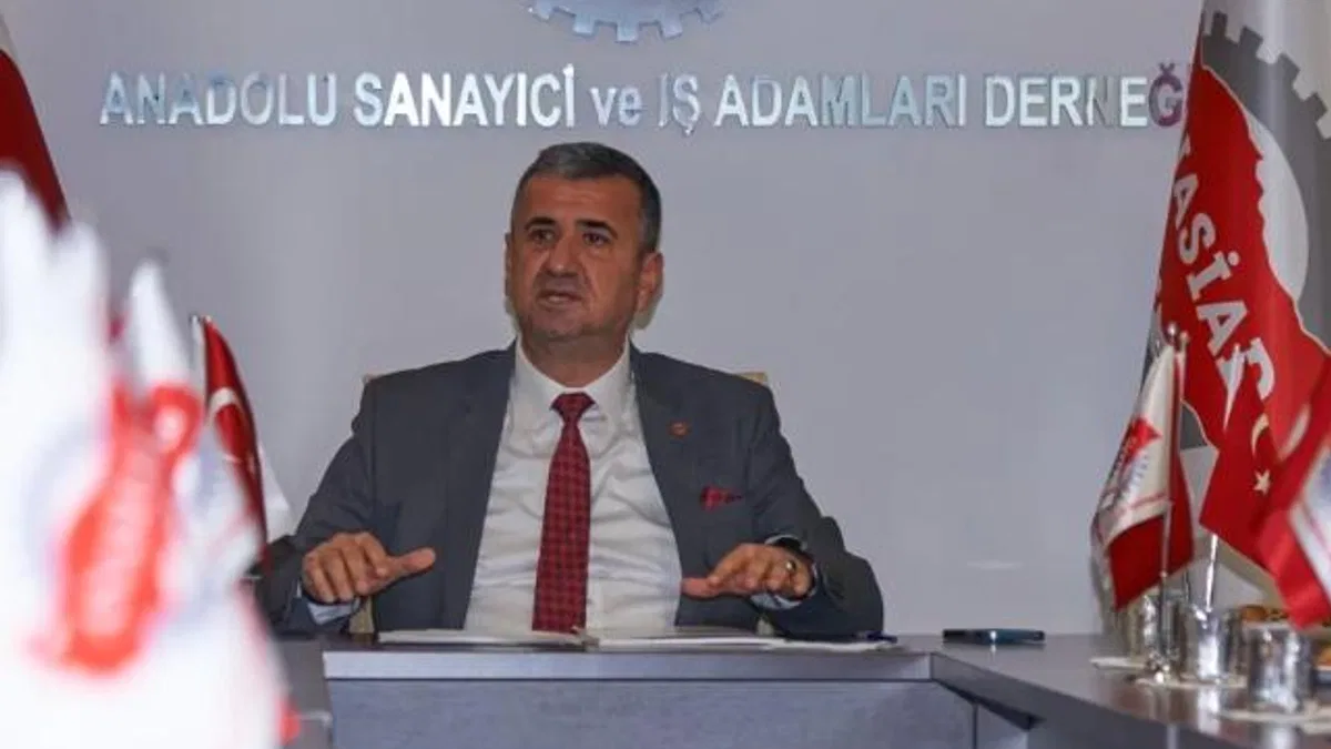 ANASİAD'da Hakan Birkan güven tazeledi