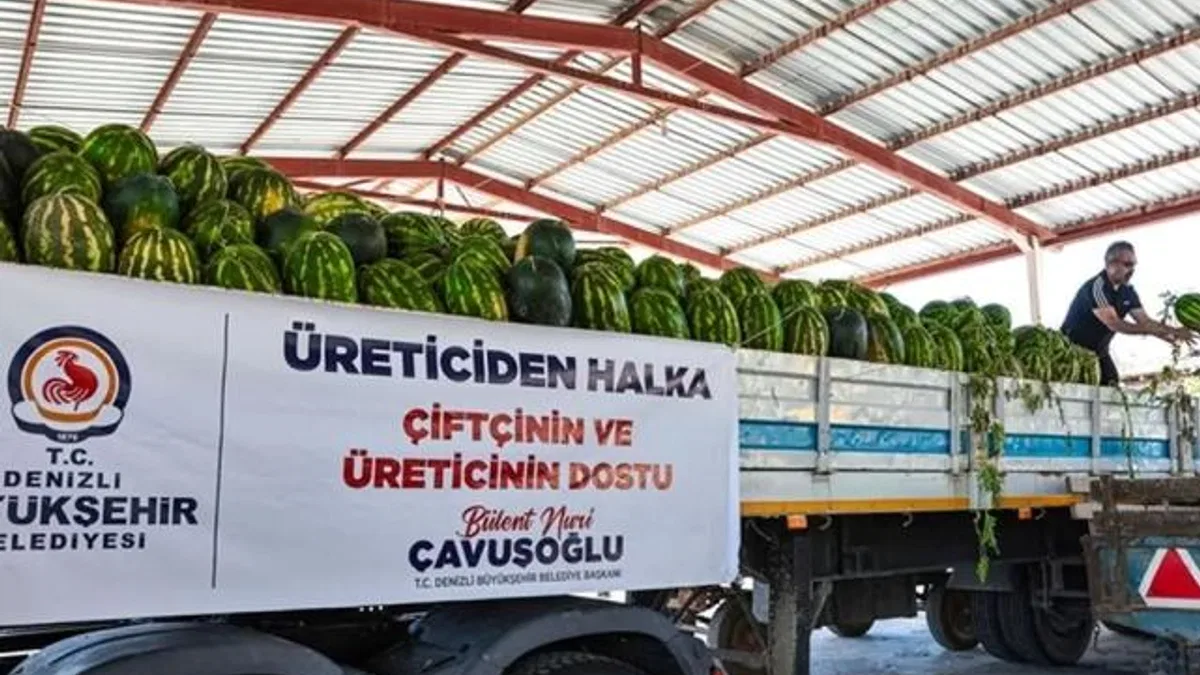 Denizli'de üreticinin imdadına Büyükşehir yetişti