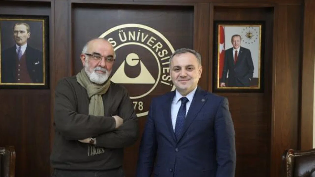 Rektör Prof. Dr. Altun’dan “15 Temmuz Demokrasi ve Milli Birlik Günü” mesajı
