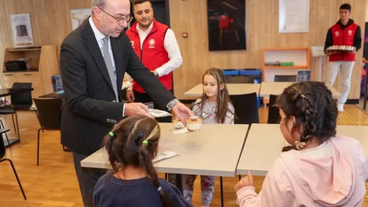 Konya Selçuklu'da Yeni Nesil Şehir Kütüphanesi'ne ziyaret