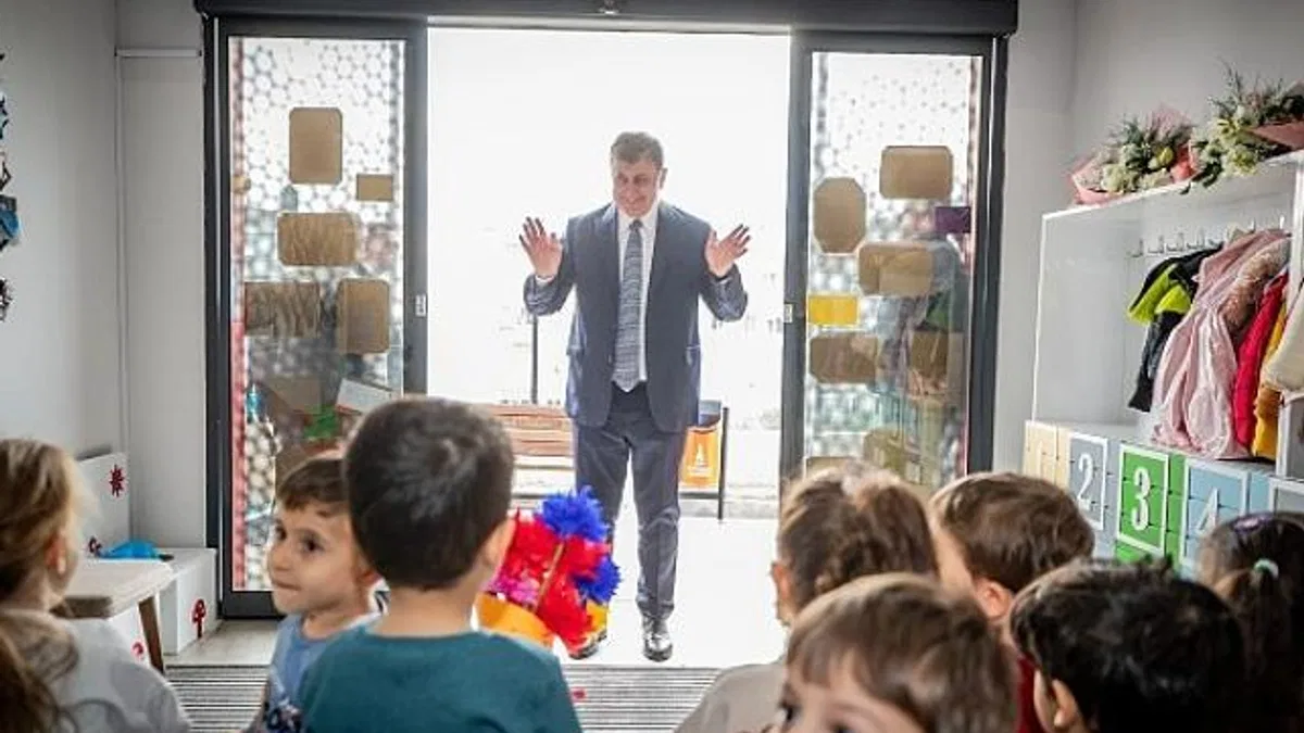 Başkan Tugay'dan yeni anaokulları müjdesi "Fiyatlar yarıya düştü okul sayısı iki katına çıkacak"