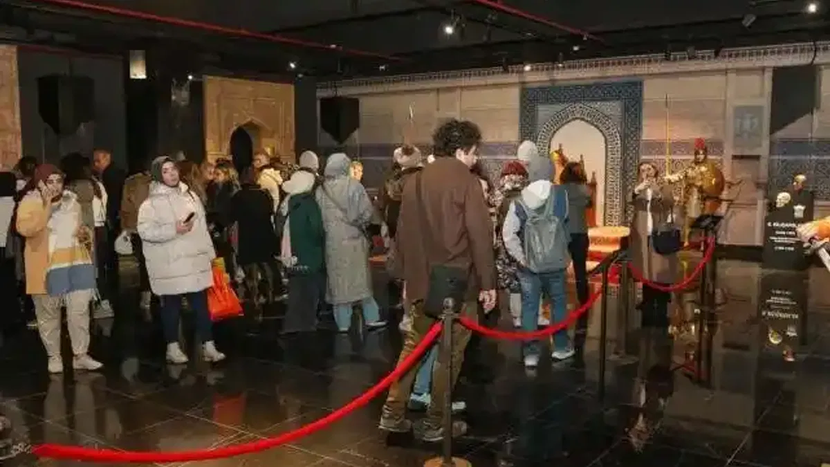 Konya'da Şeb-i Arus haftasında ziyaretçilerin uğrak noktası oluyor