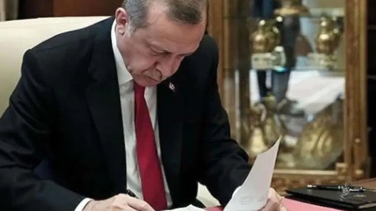 2 ilin Milli Eğitim Müdürü görevden alındı
