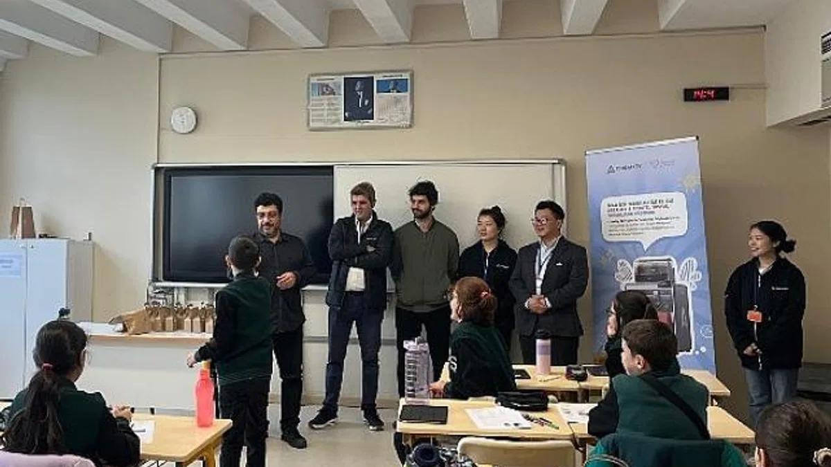 Robot El Derneği ve Creality İş Birliğinde "İyilik İçin Teknoloji ile El Ele" Etkinliği
