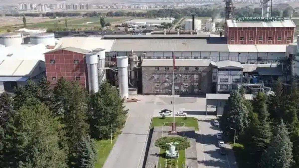 Kayseri Şeker'den üreticiye söküm avansı