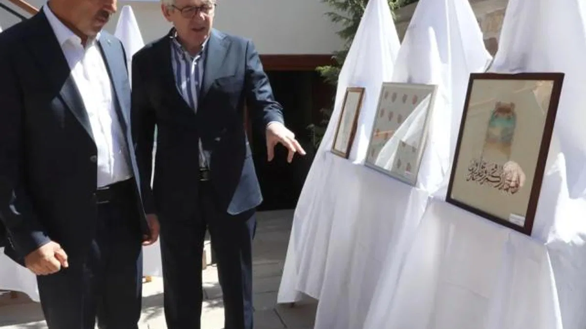 Konya Karatay'da Türk sanatları sergisi açıldı