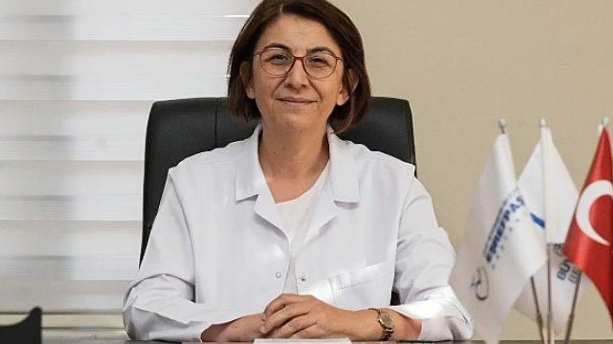 Eşrefpaşa Hastanesi'nin başhekimi göreve başladı