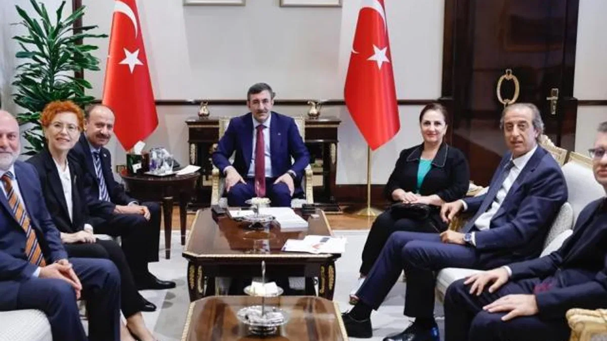 Cumhurbaşkanlığı'na Otizm Raporu sunuldu... Otizm 8 milyon aileyi etkiliyor