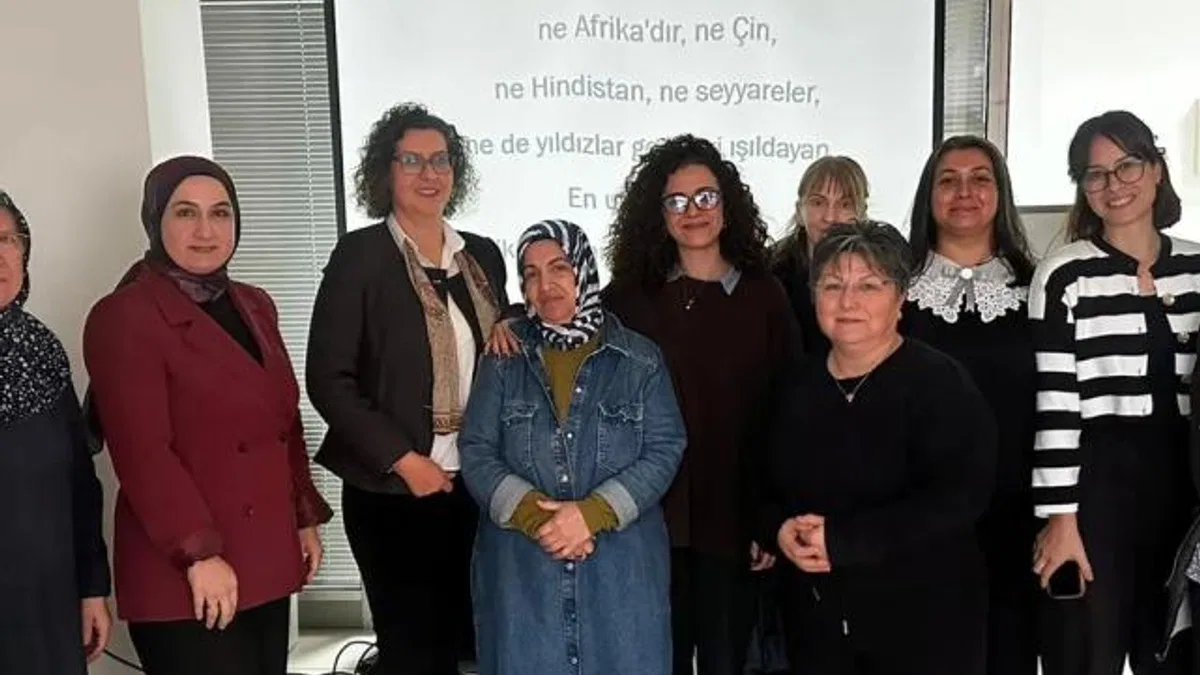 Kocaeli İzmit'te Engelsiz Ebeveyn Akademisi tüm hızıyla devam ediyor