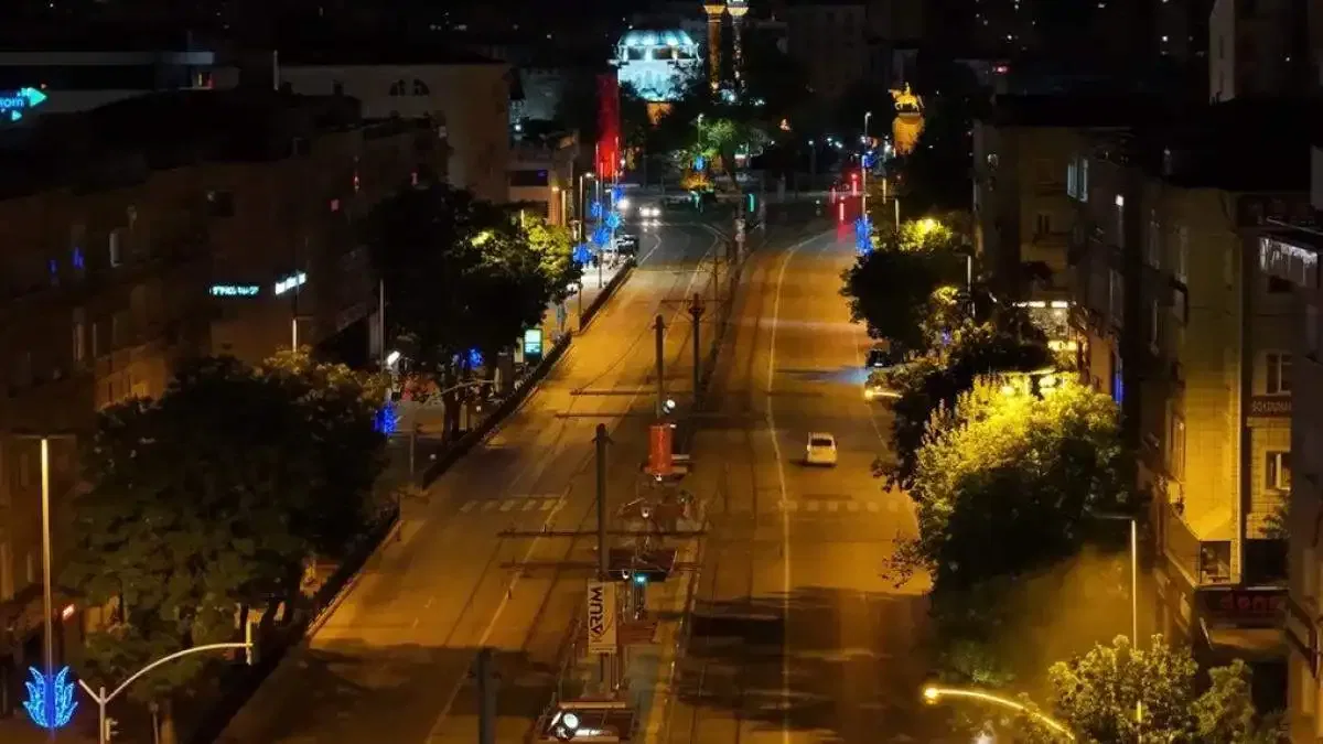 Kayseri Büyükşehir'de gece mesaisi