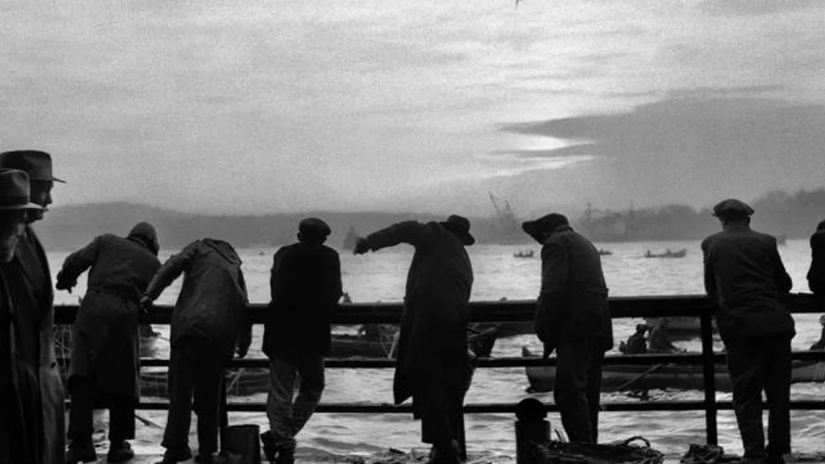 Ara Güler'in 'İstanbul Uyanıyor' kapılarını açtı