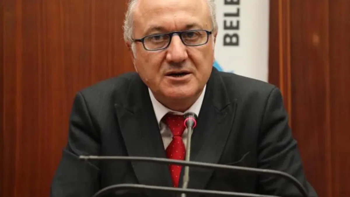 İzmit Belediye Başkan Yardımcısı Erdem Arcan istifa etti