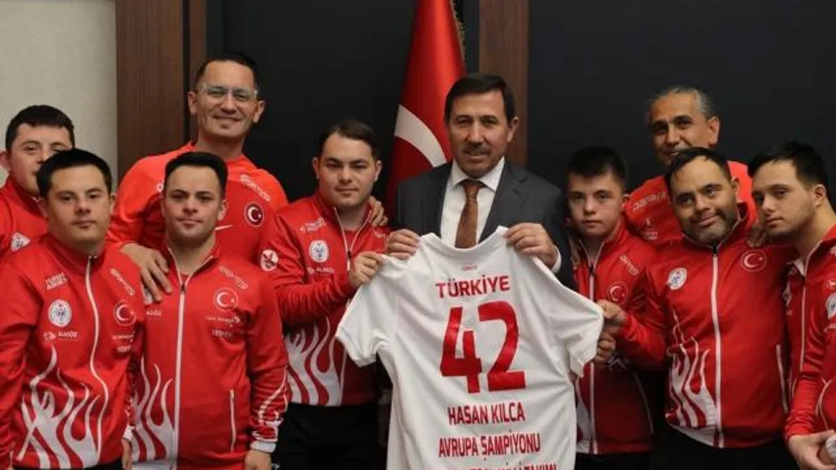 Özel sporculardan Karatay'a ziyaret
