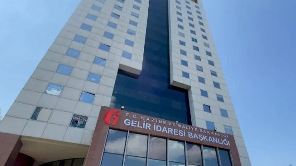Vergi Dairesi'nde kartlar yeniden dağıtıldı... Gelir İdaresi tek tip örgüt yapısına kavuştu