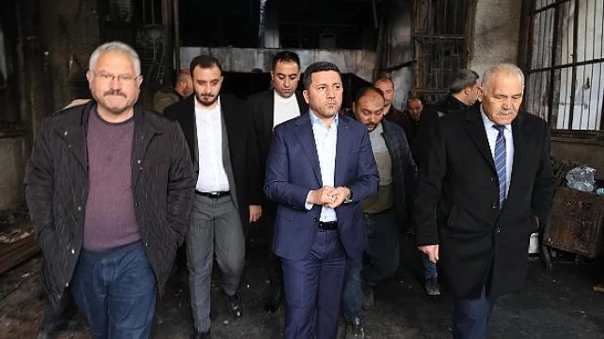 Başkan Arı'dan işyeri yanan esnafa 'geçmiş olsun' ziyareti