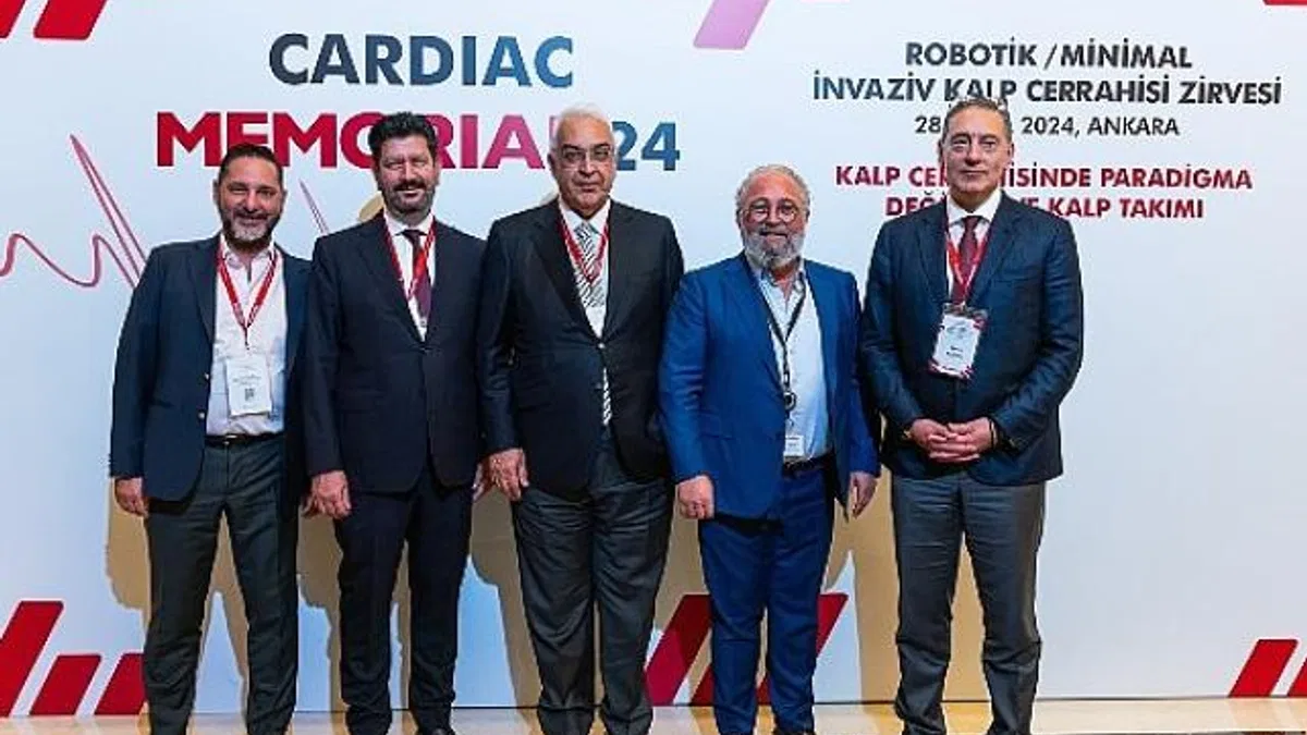 10 kalp hastasından 9'u küçük kesi ve robotik cerrahi ile iyileşebiliyor